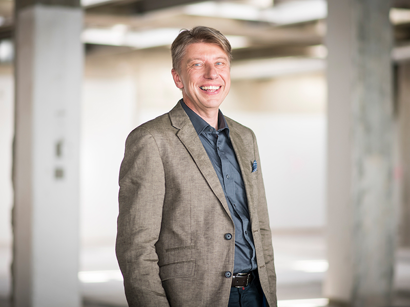 Dipl.-Ing. Robert Schützenhofer